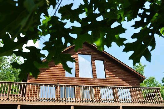 Front view of this 1 bedroom Gatlinburg cabin rental